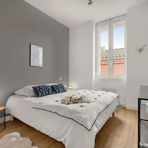 https://le-lormian-design-confortable-capitole.midi-pyreneeshotels.com